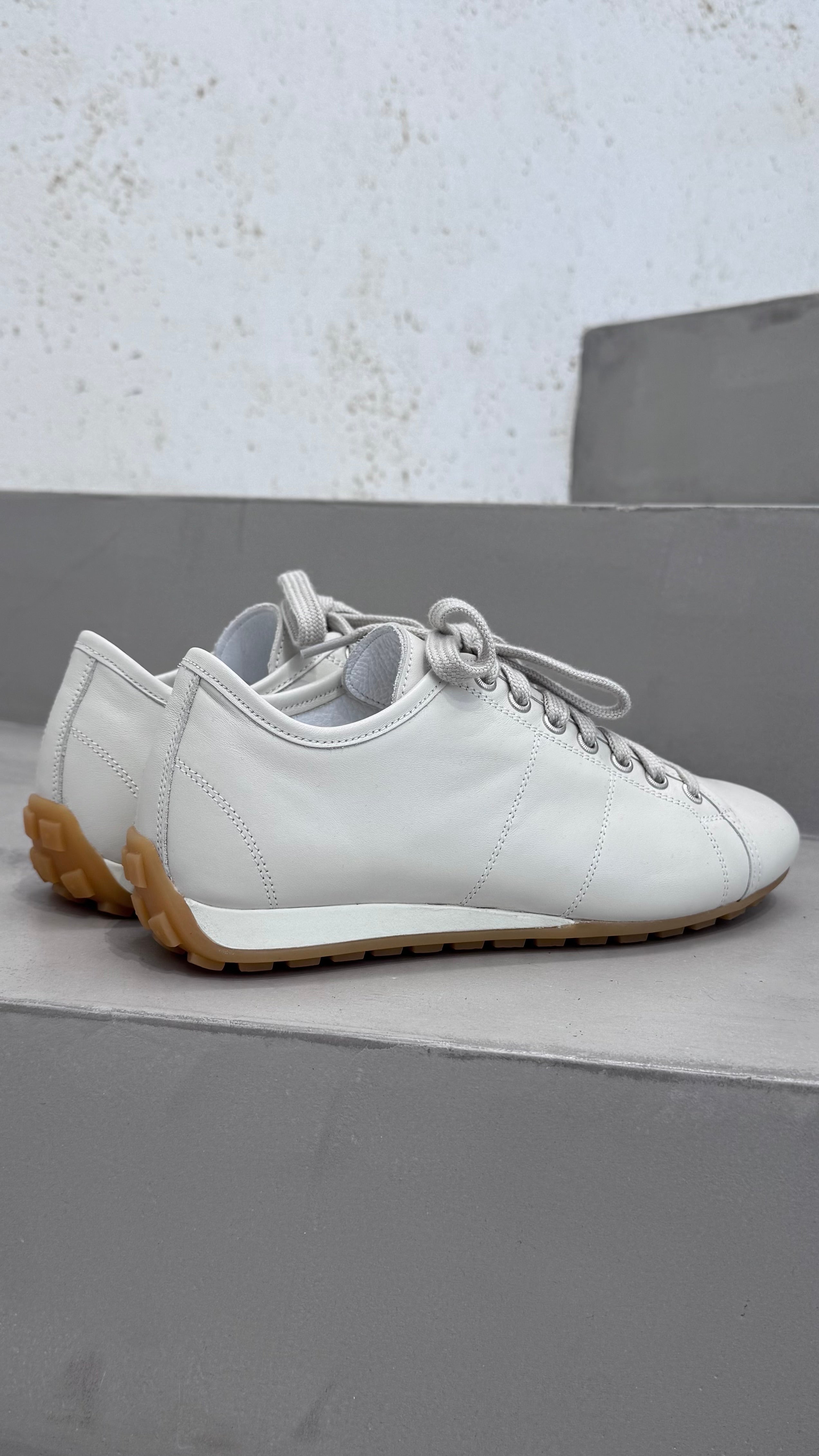 leather sneakers flint off-white