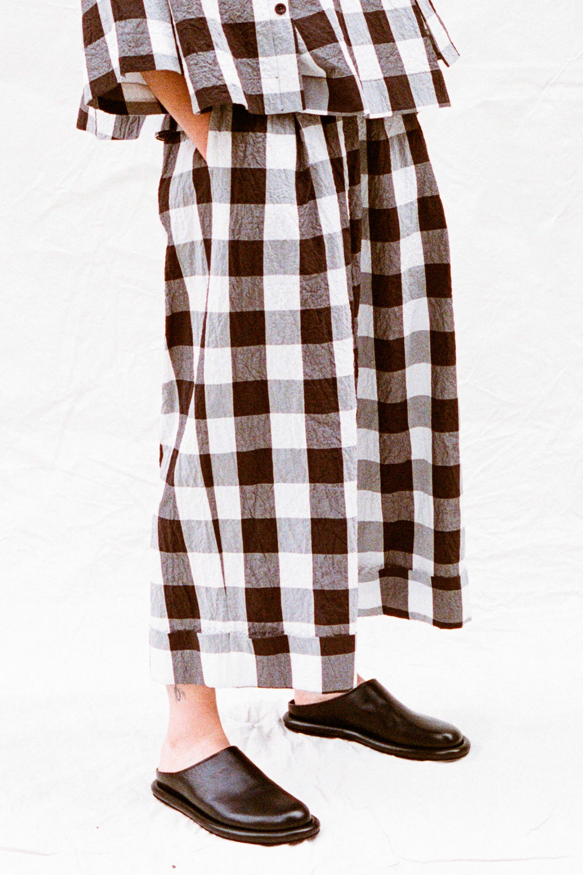 baker trousers tablecloth gingham coffee