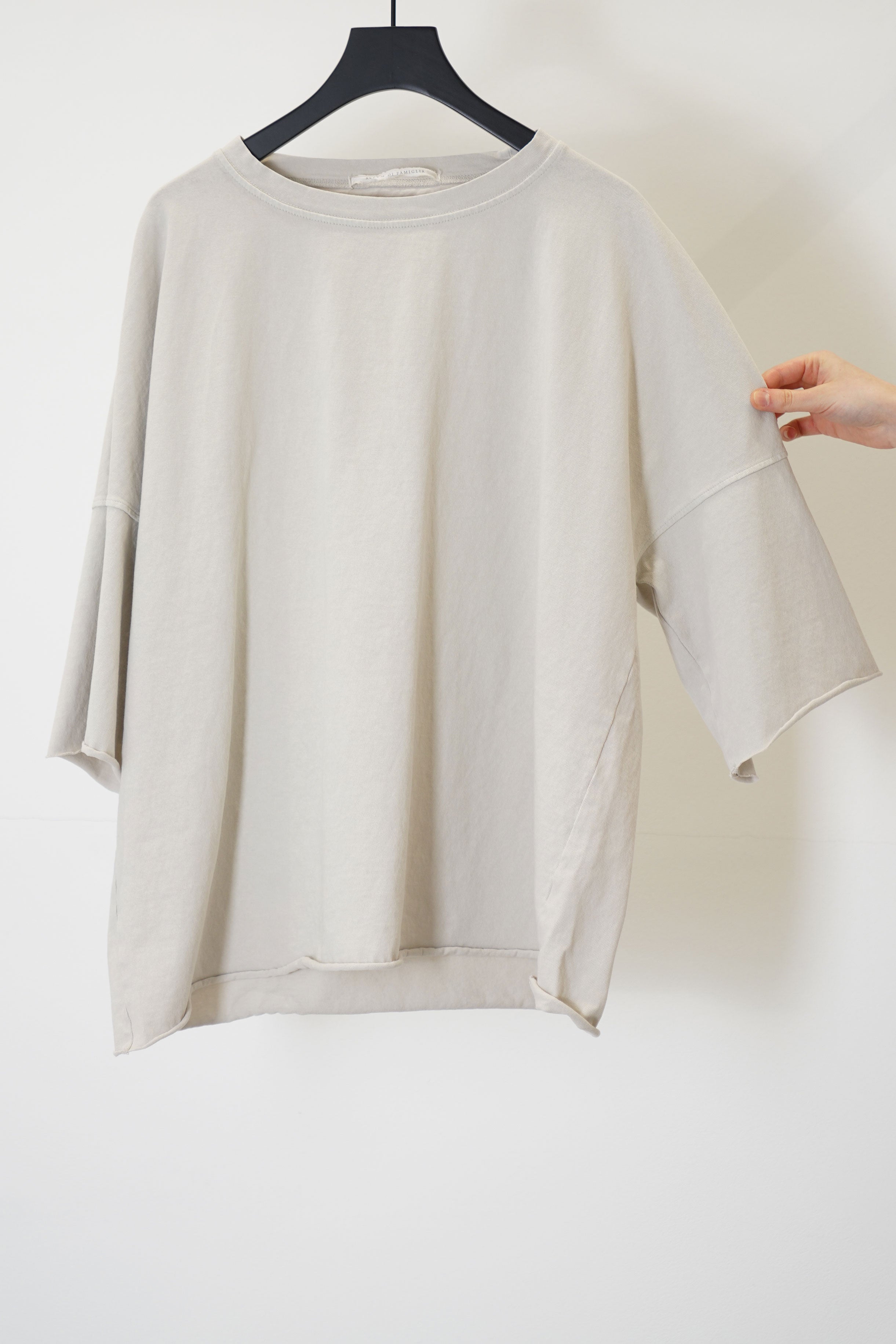 boxy big t-shirt hc pebble