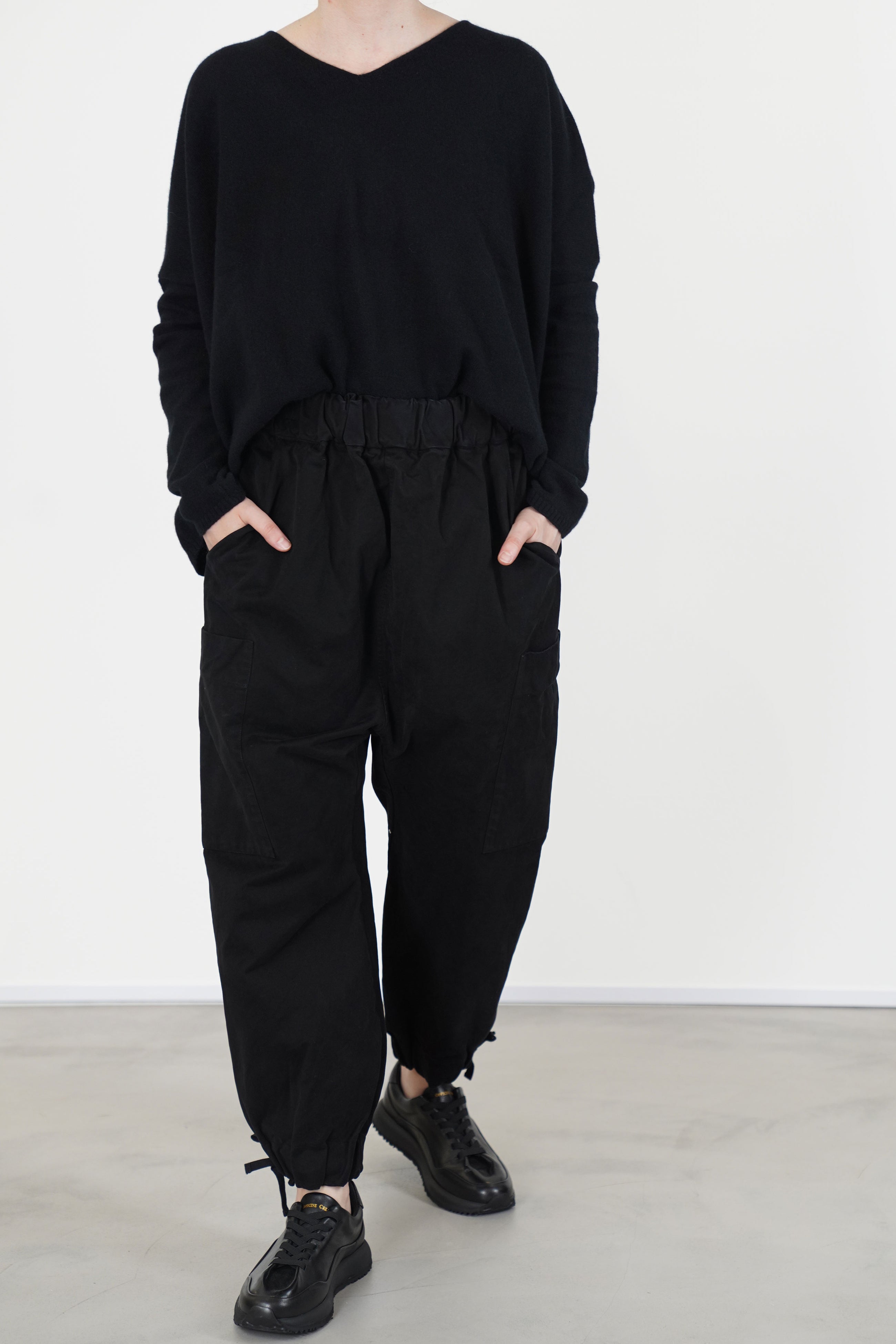 cargo trousers wcc black