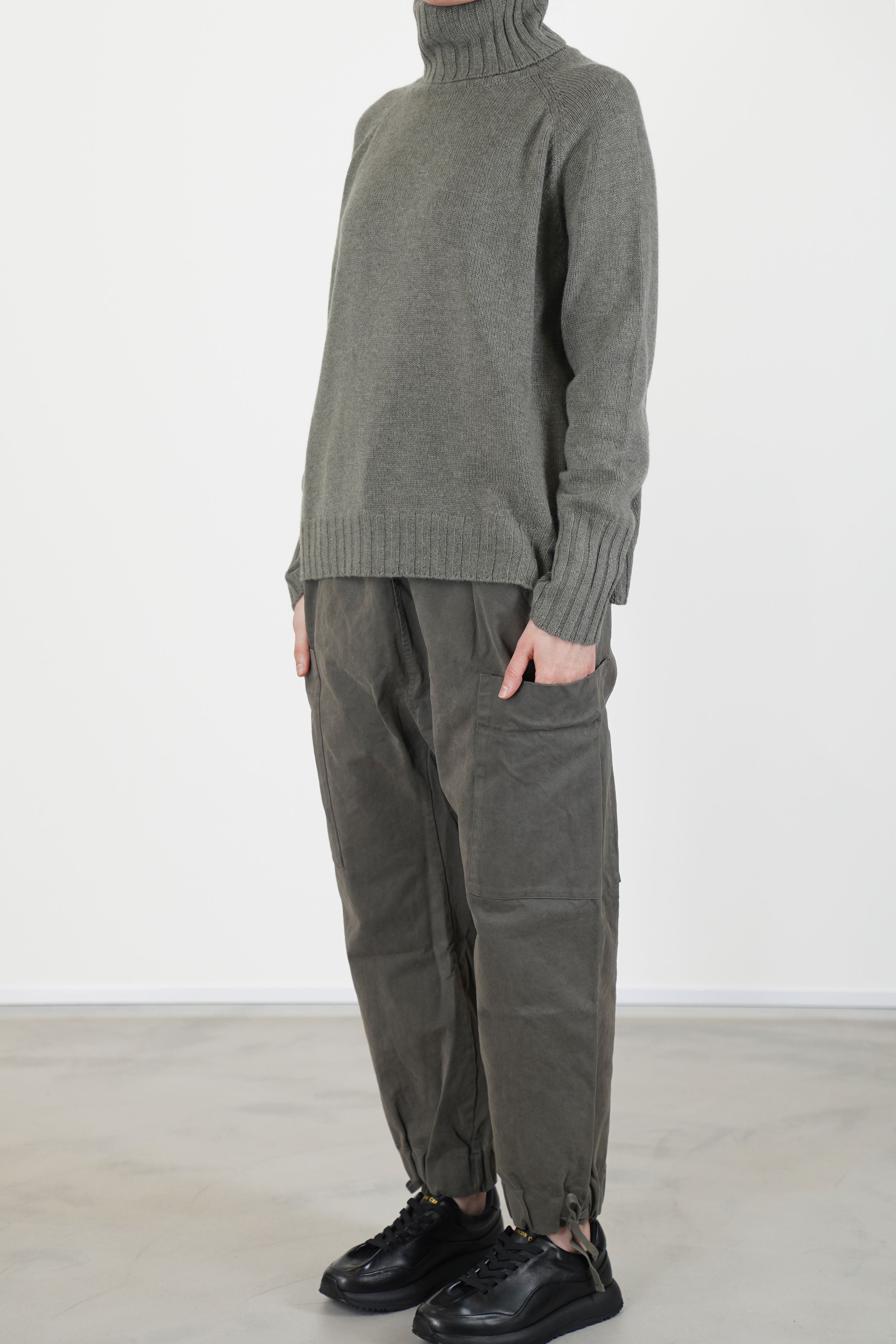 cargo trousers wcc taupe