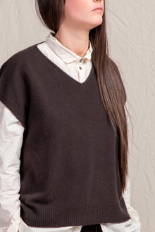 cashmere sleeveless vest chocolate