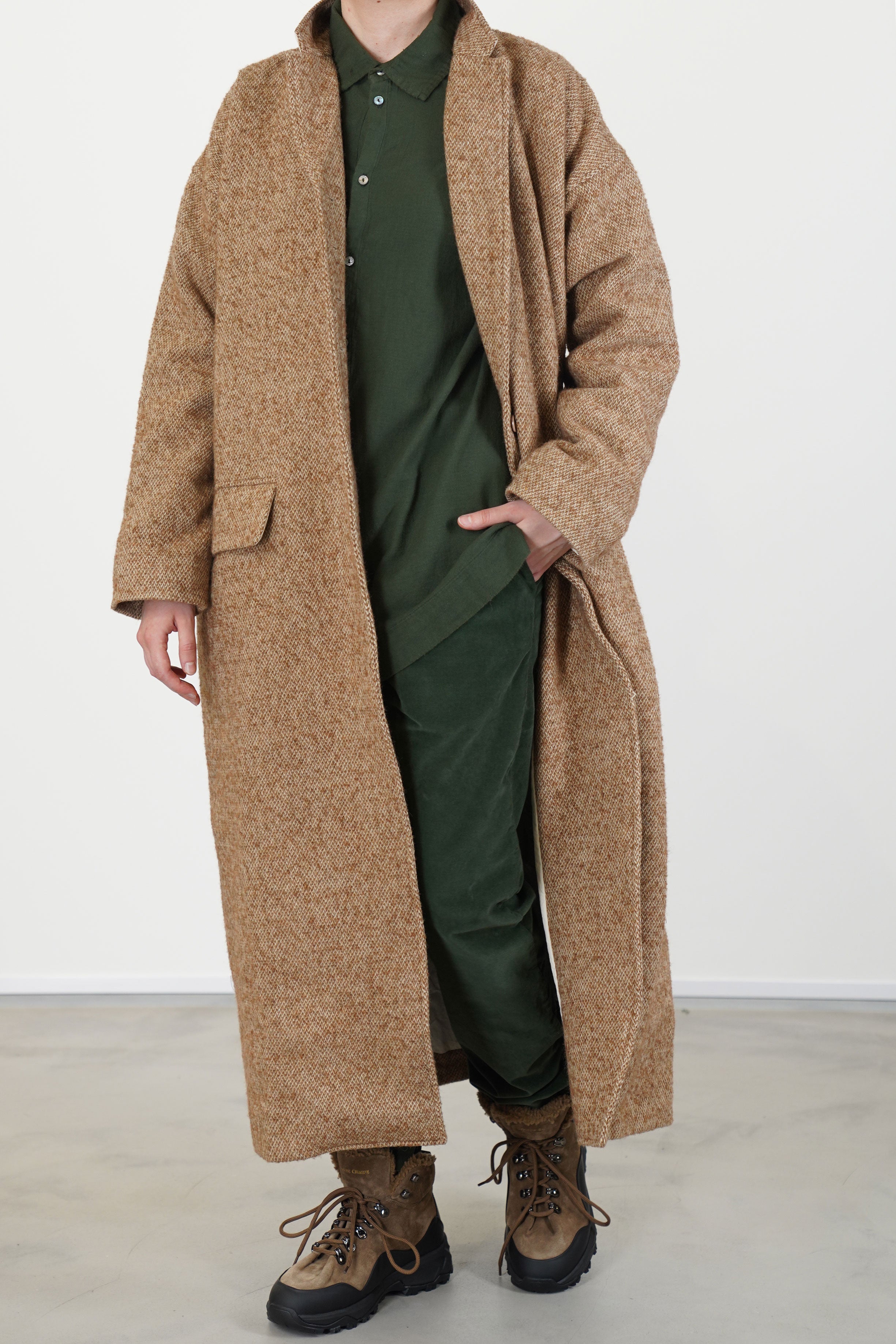 egg coat pw honey