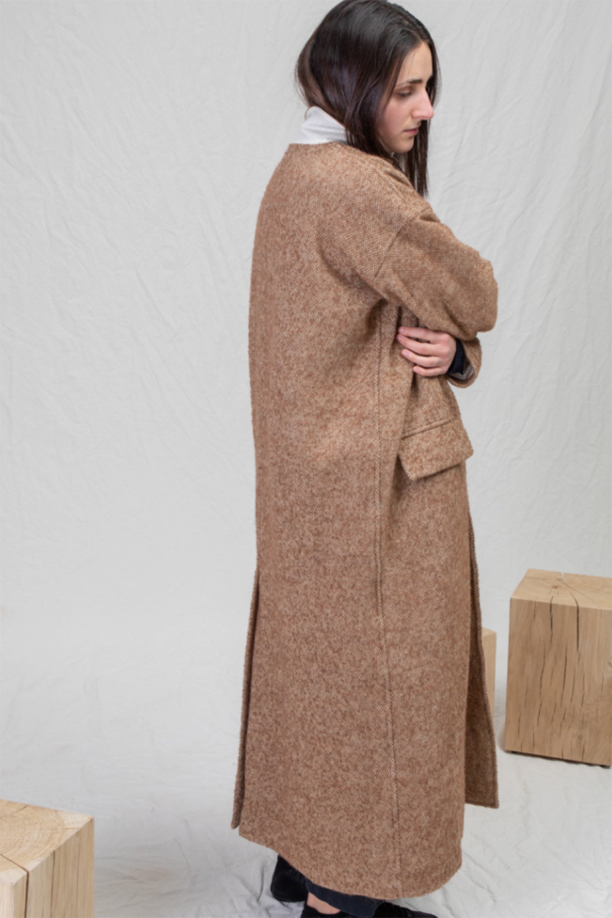 egg coat pw honey