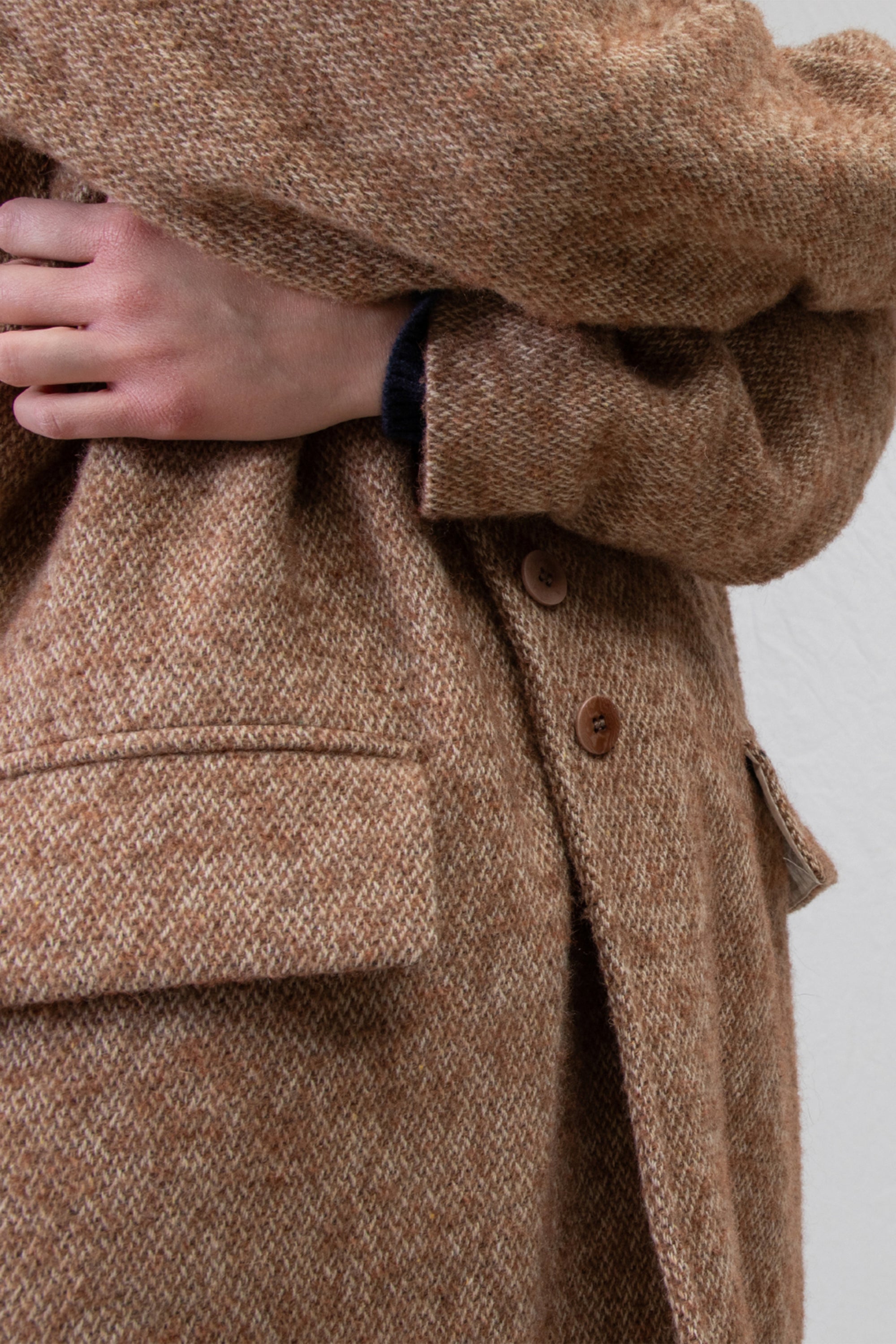 egg coat pw honey