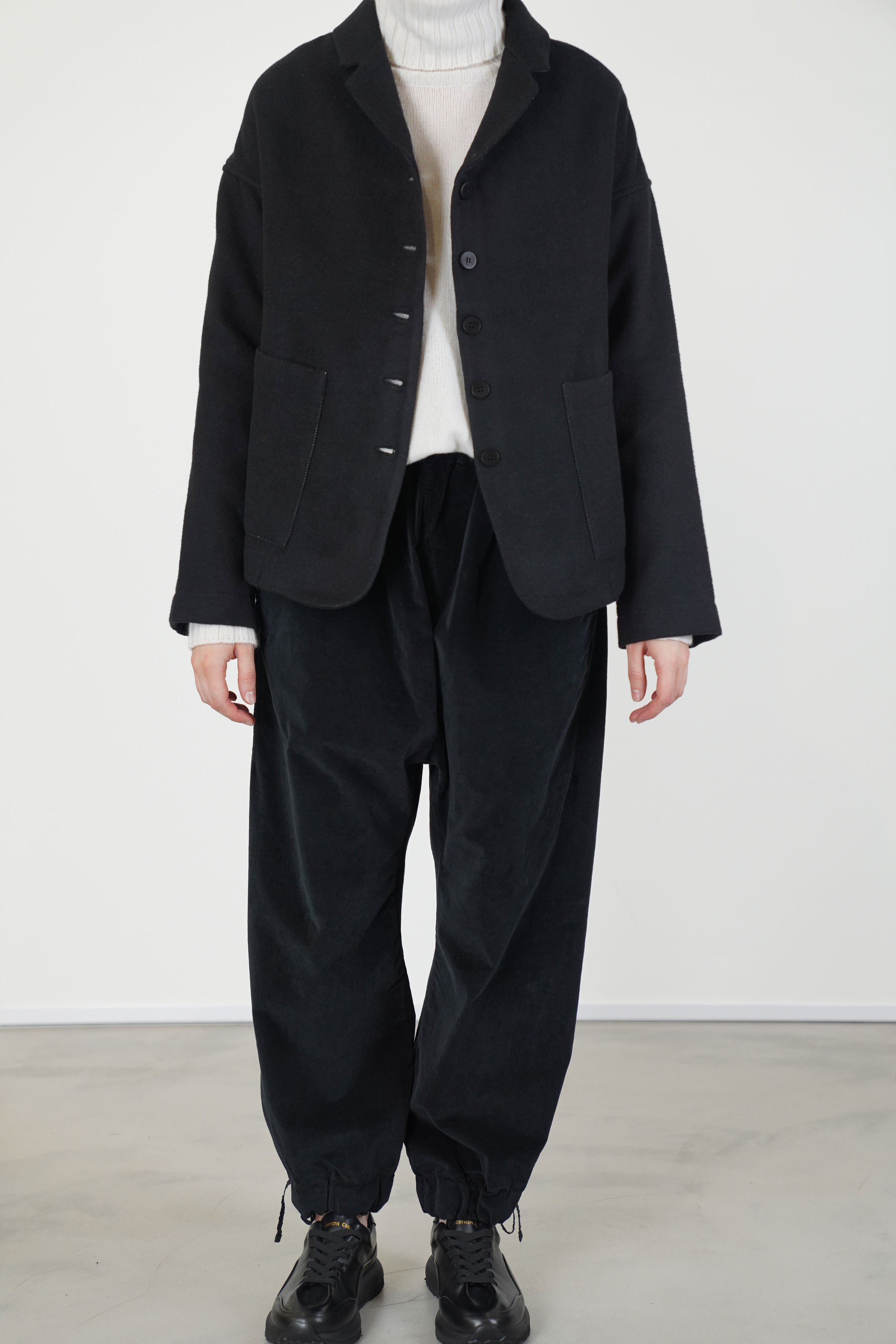 elasticated ankle trousers v black