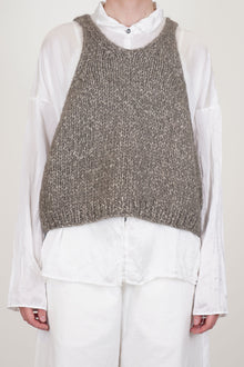 hand knitted vest co|wp pepper