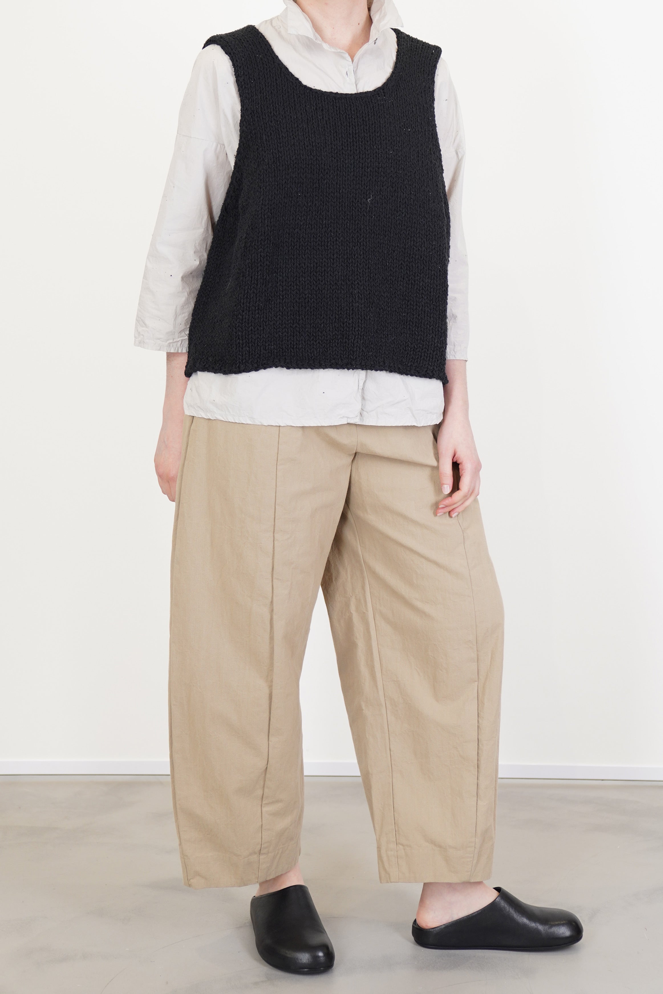 hk bourrette silk vest black