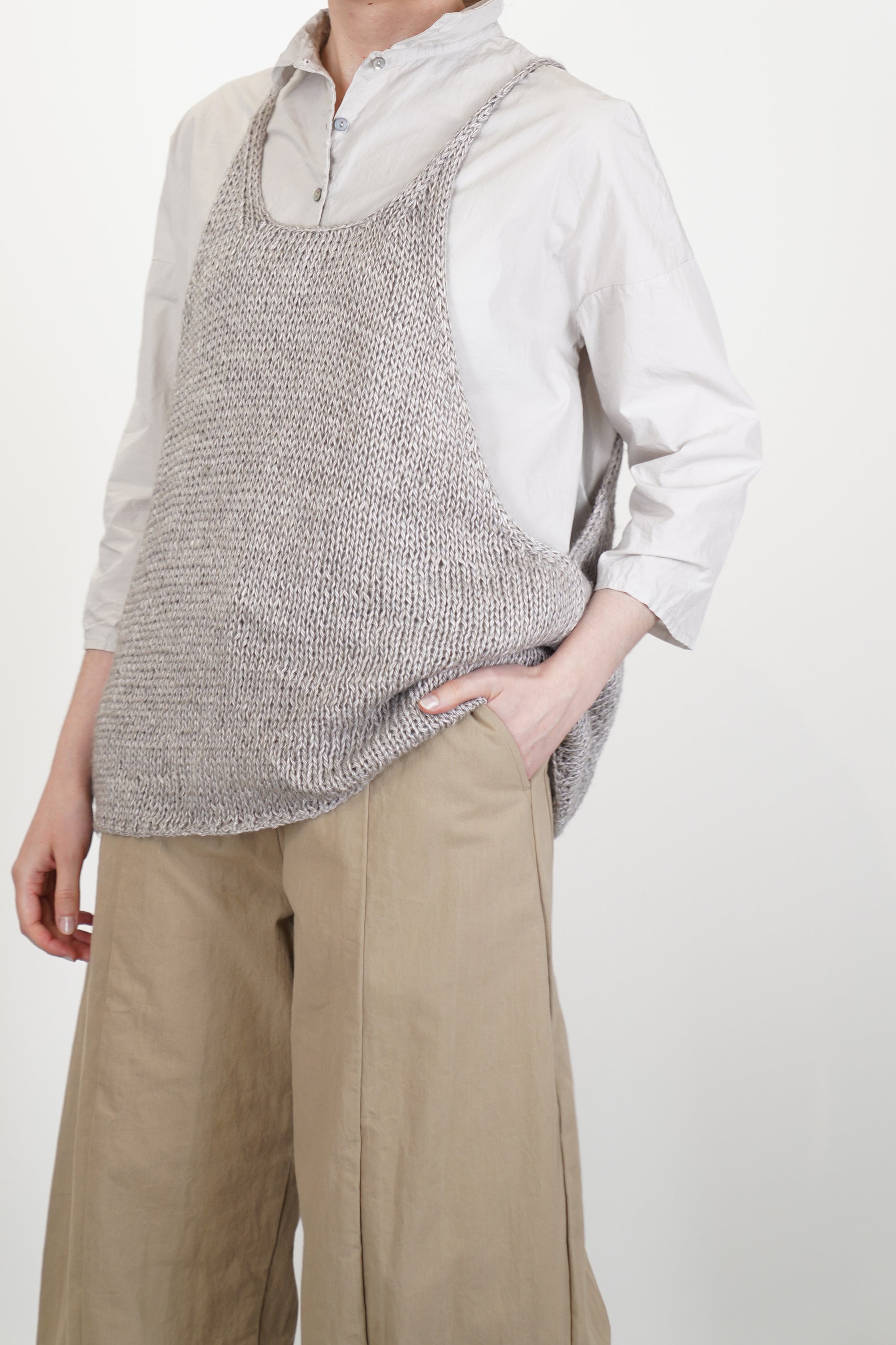 hk vest silk linen pebble