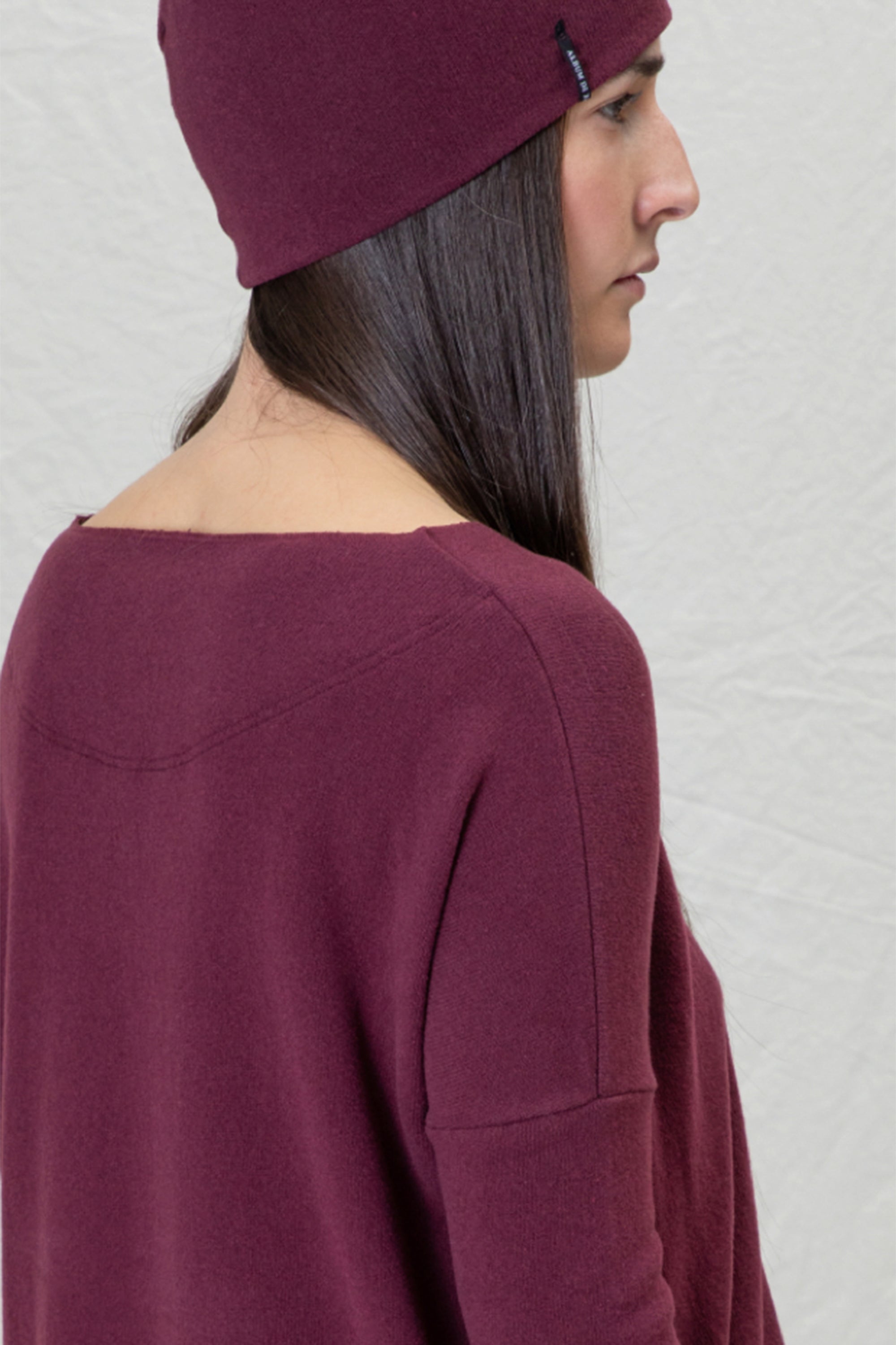 jumper jp wine