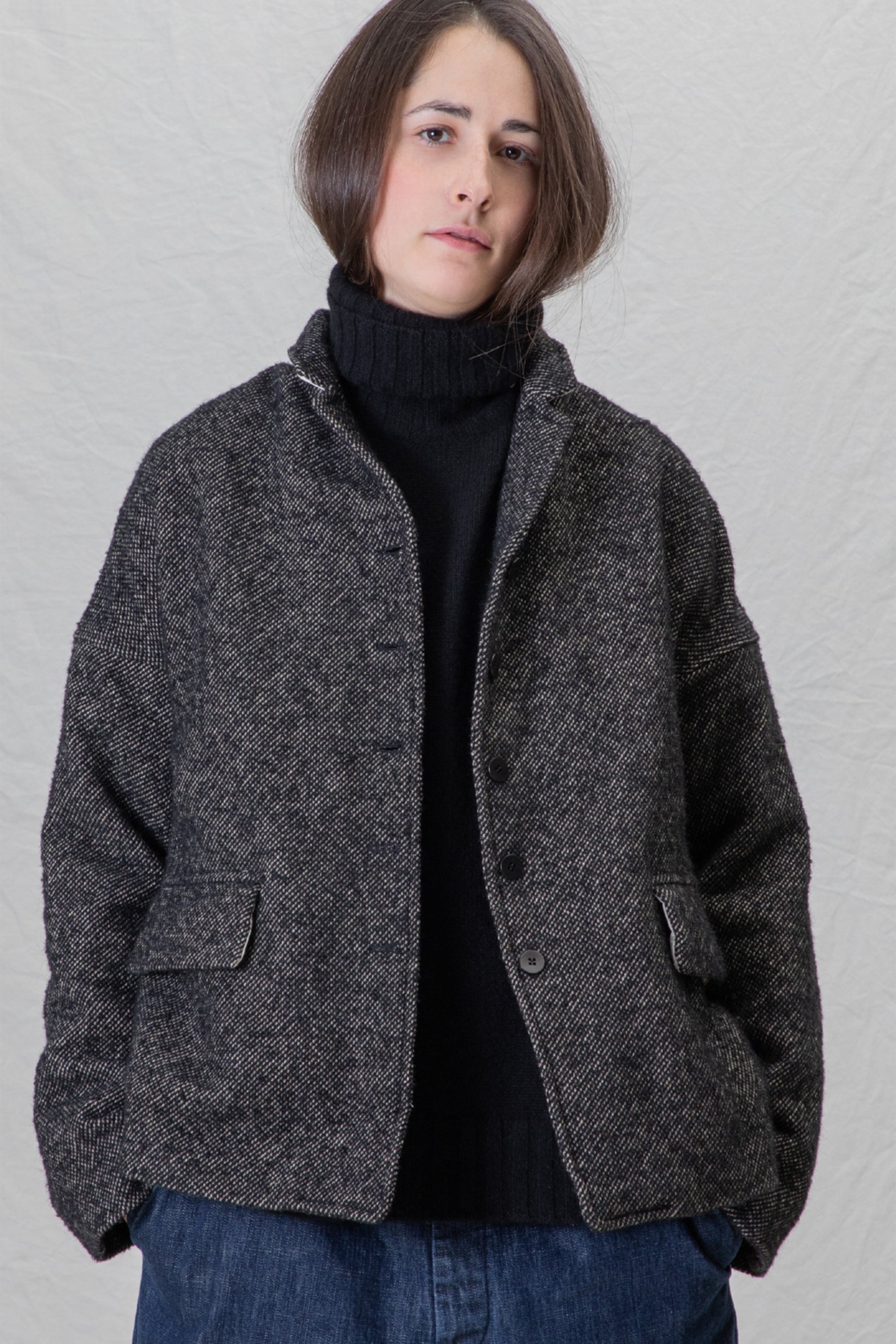 loose blazer wn black