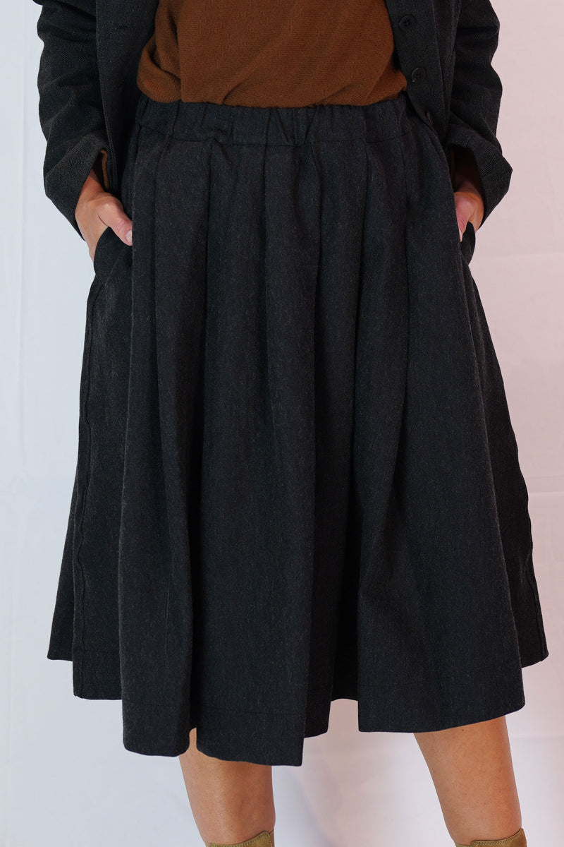pleated skirt stw slate
