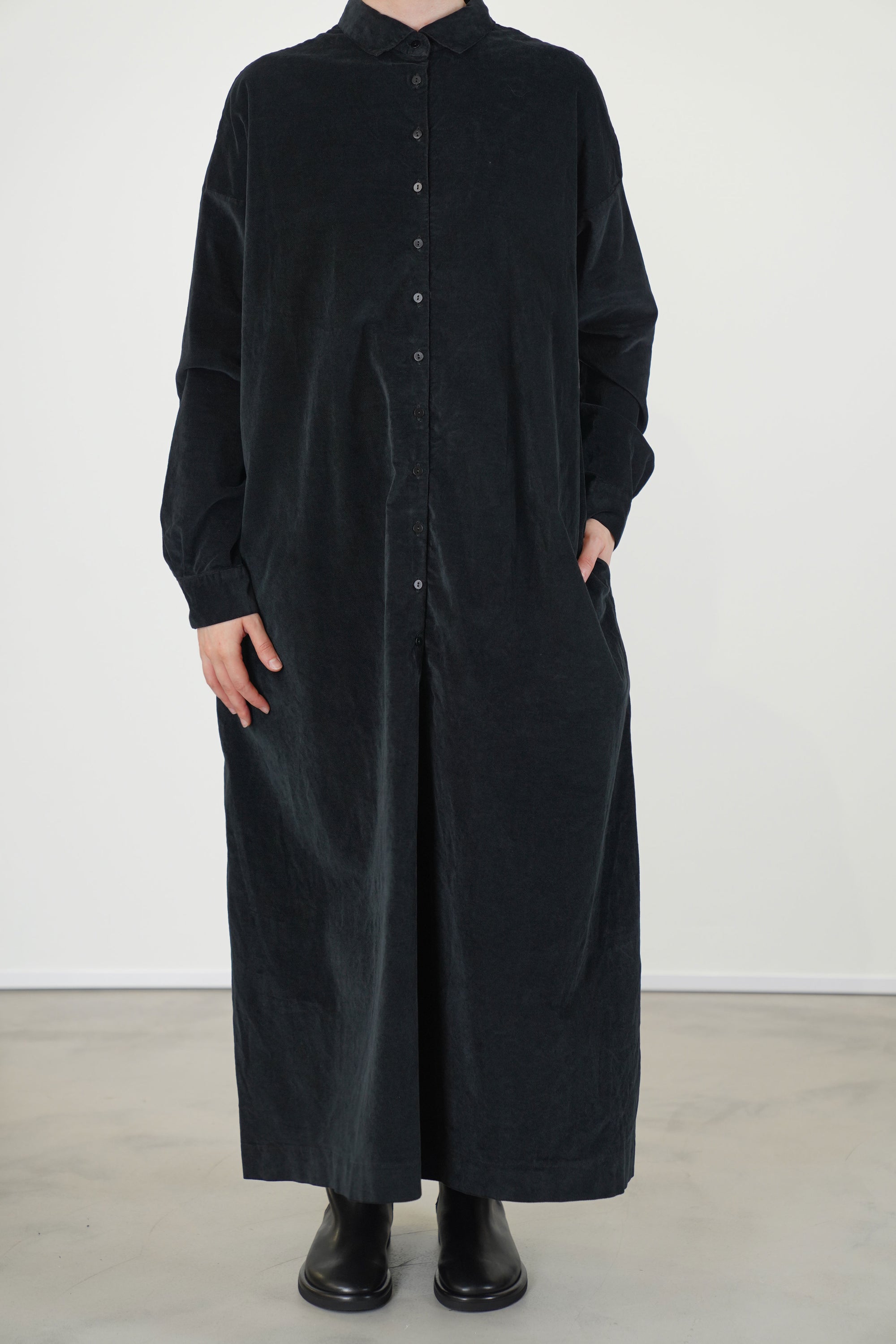 shirt dress v velvet black