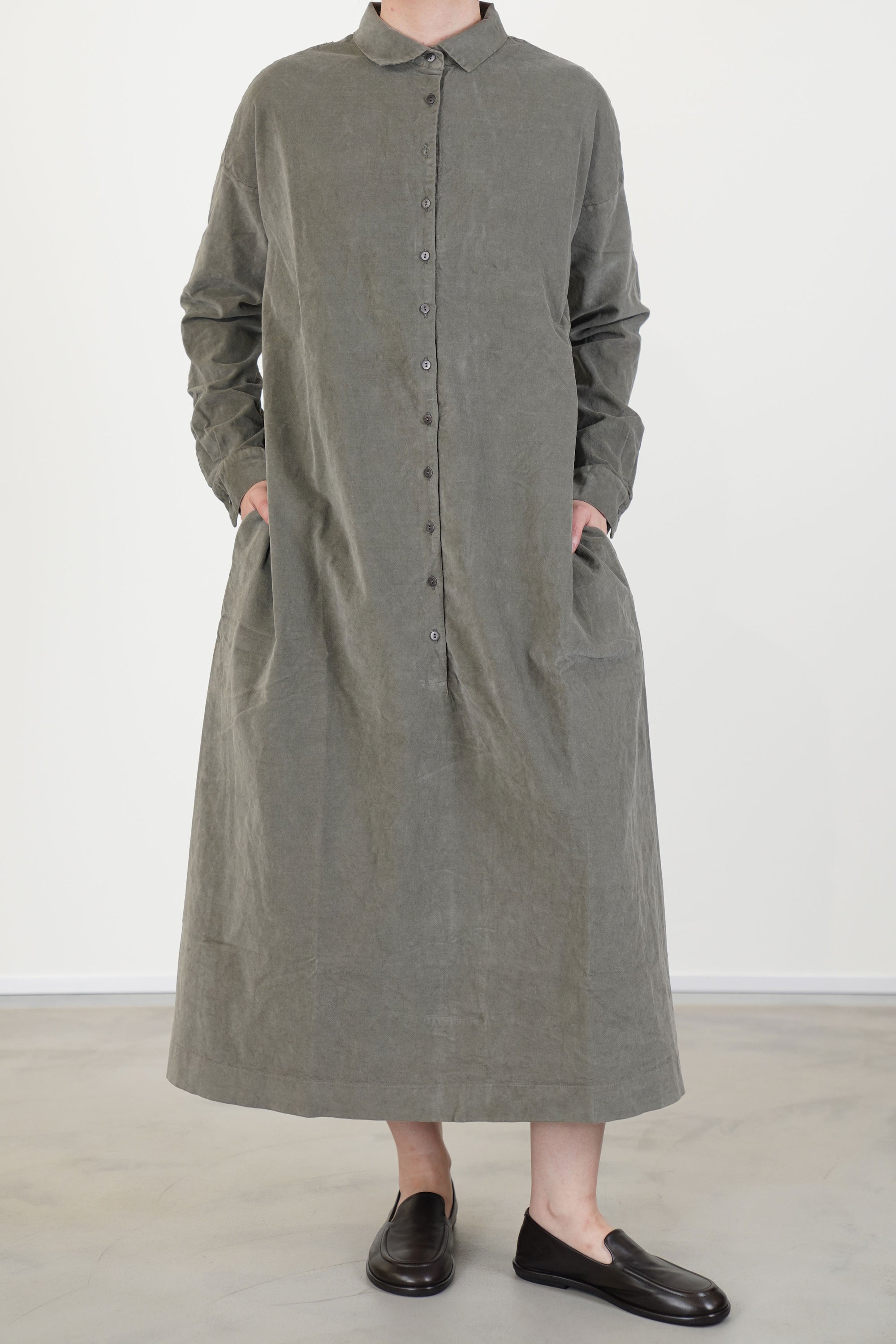 shirt dress v velvet taupe
