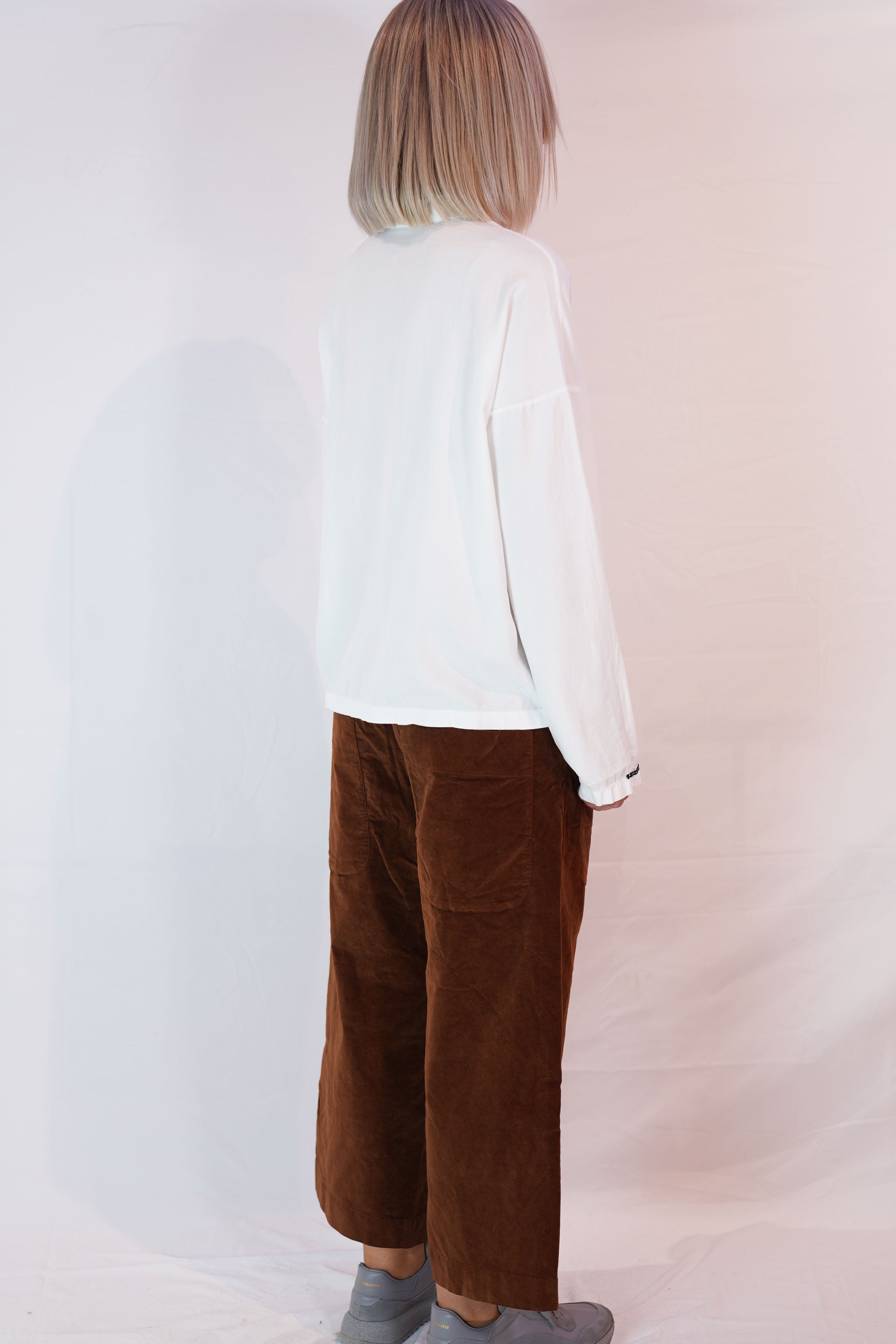 short collar shirt tvc milk
