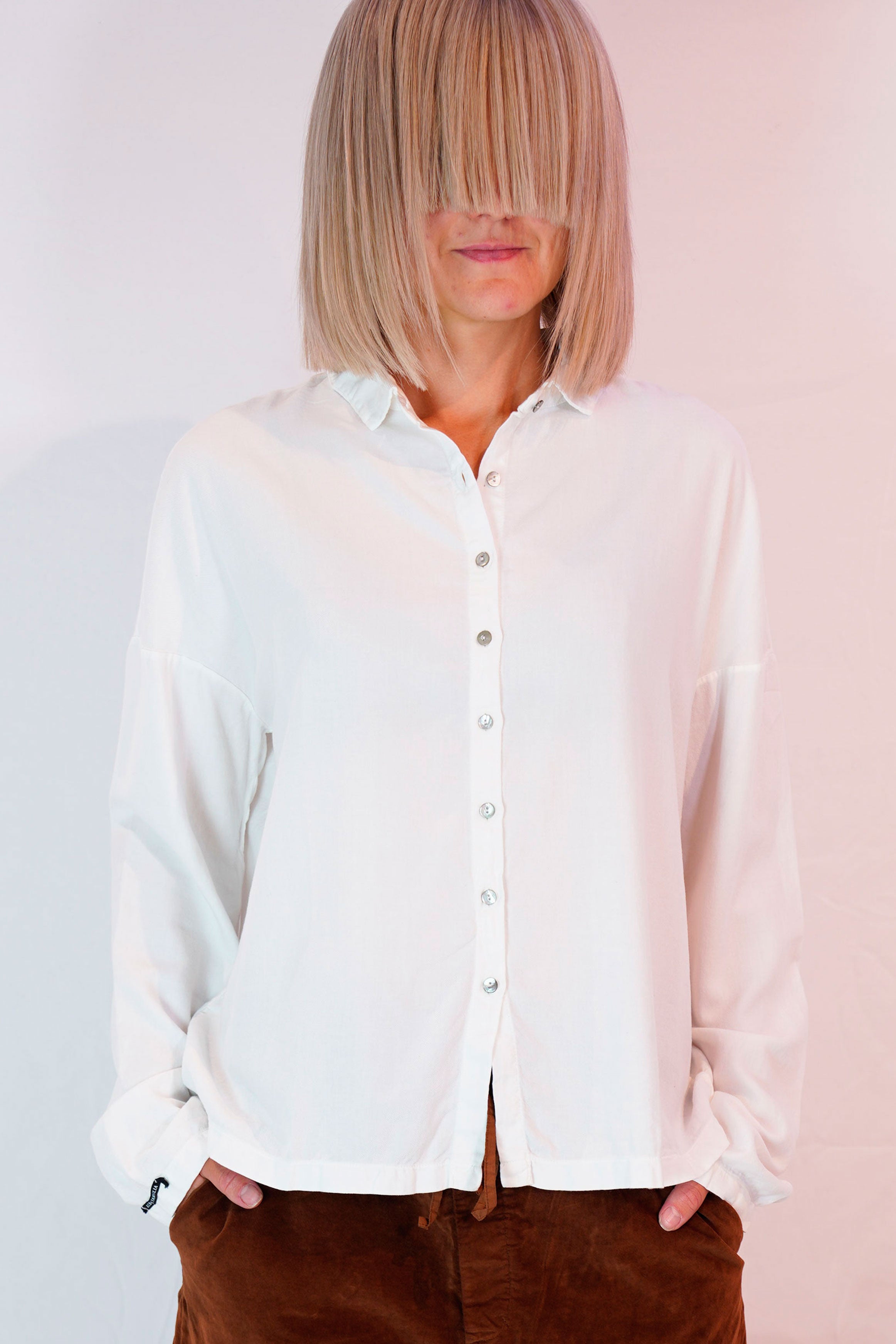 short collar shirt tvc milk