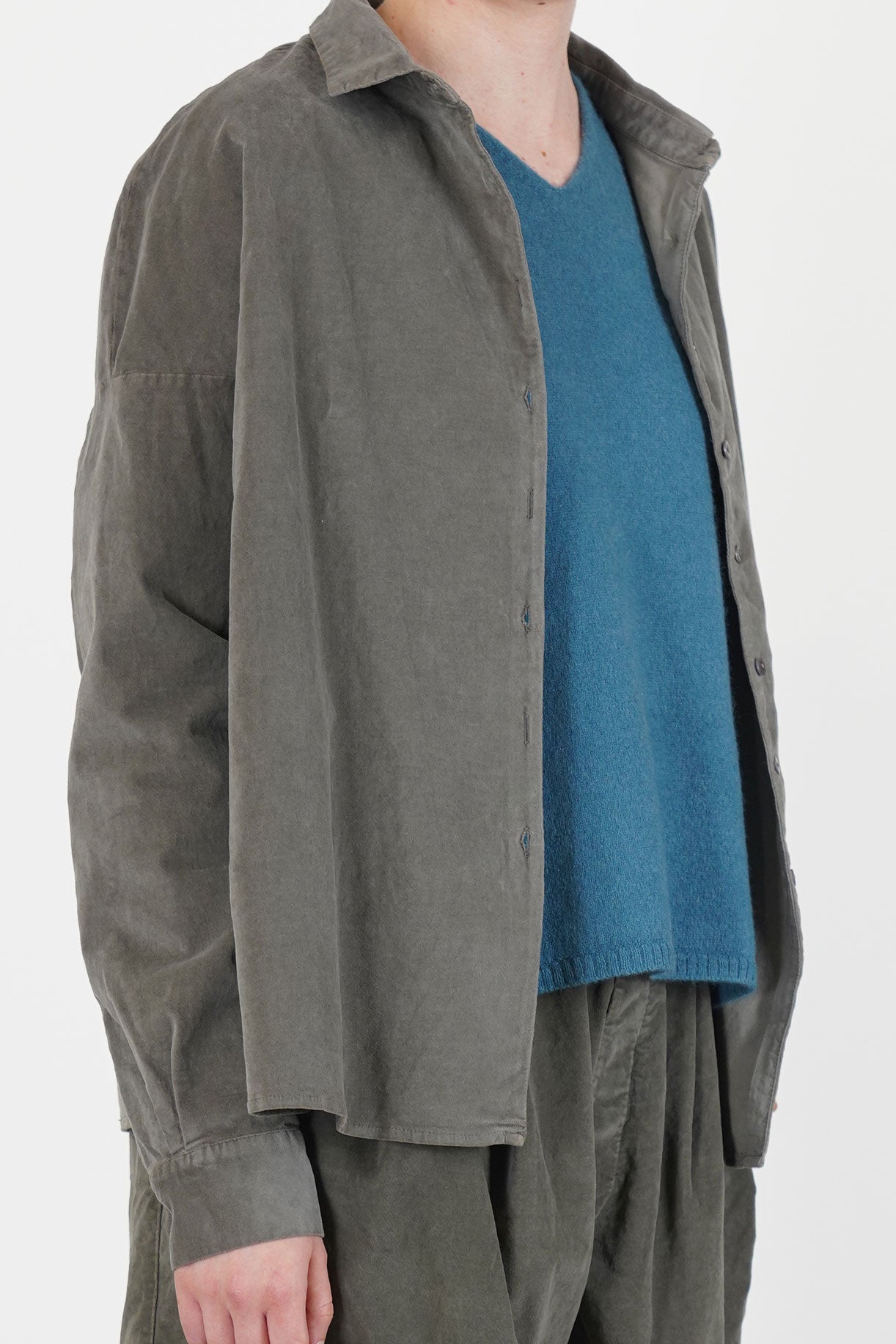short collar shirt v taupe