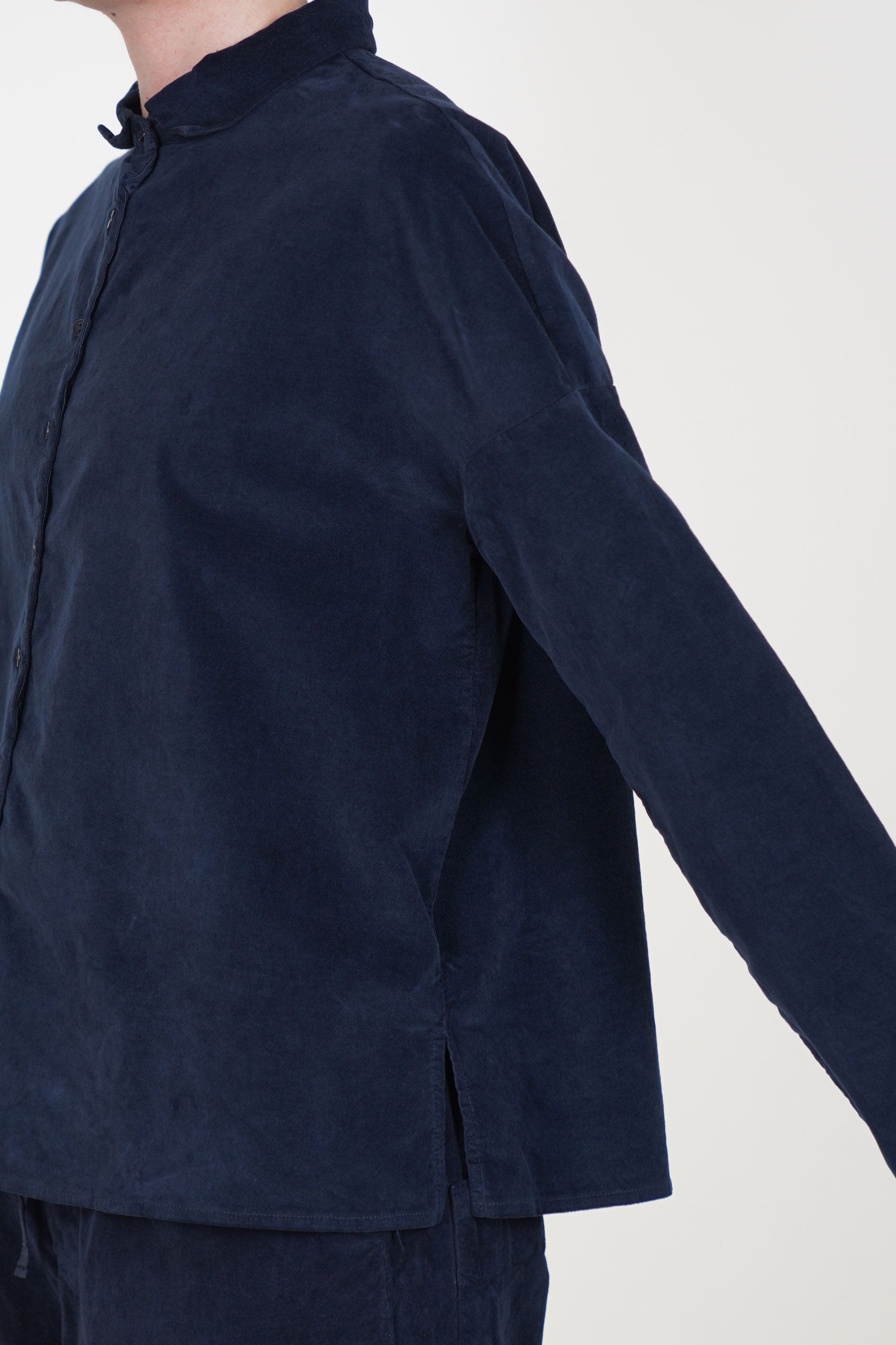 short collar shirt velvet ink