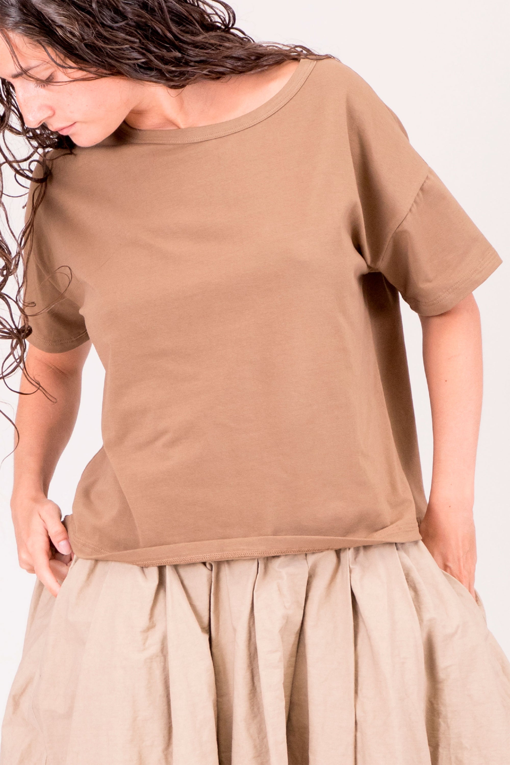t-shirt js gold