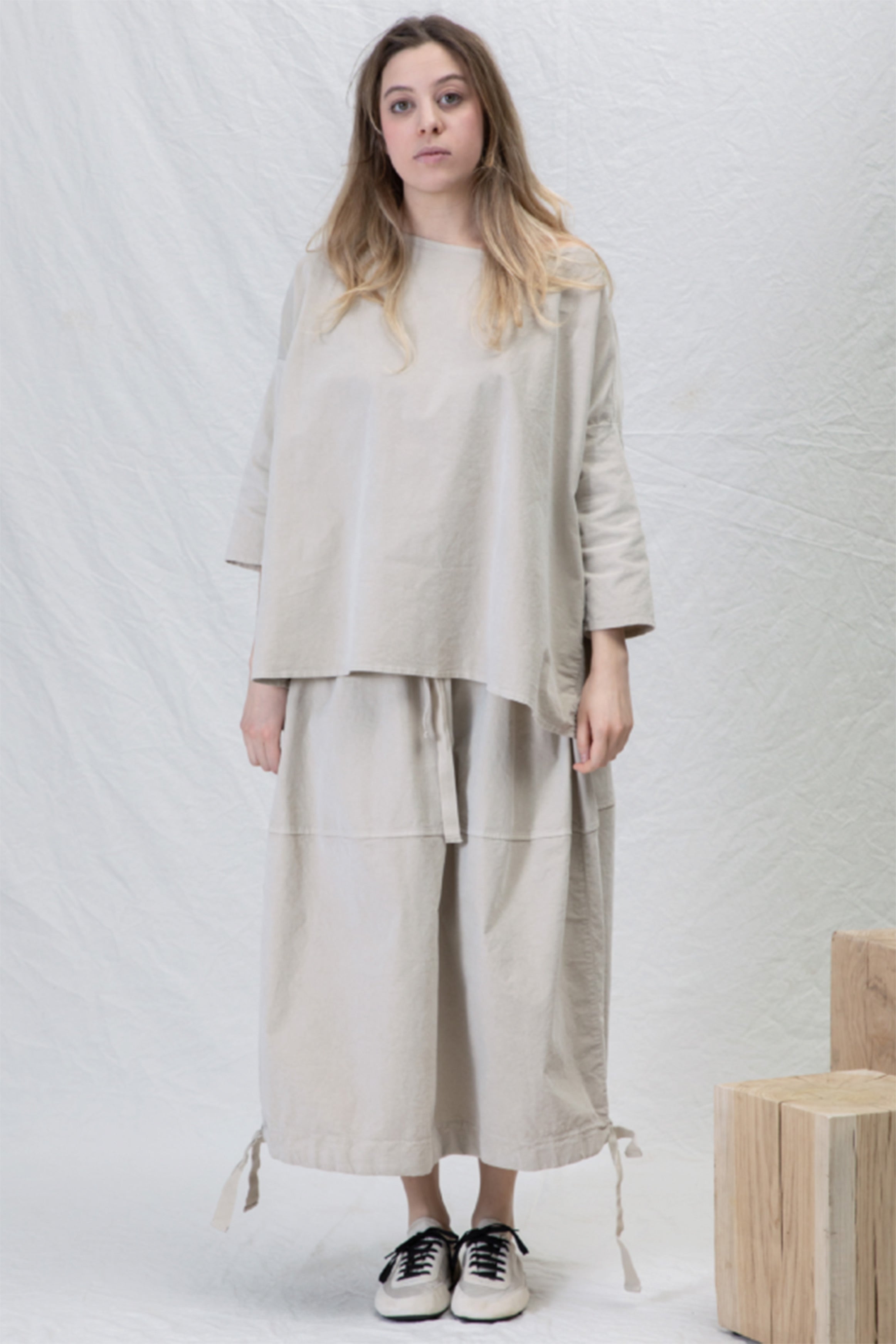 velvet balloon skirt oatmeal