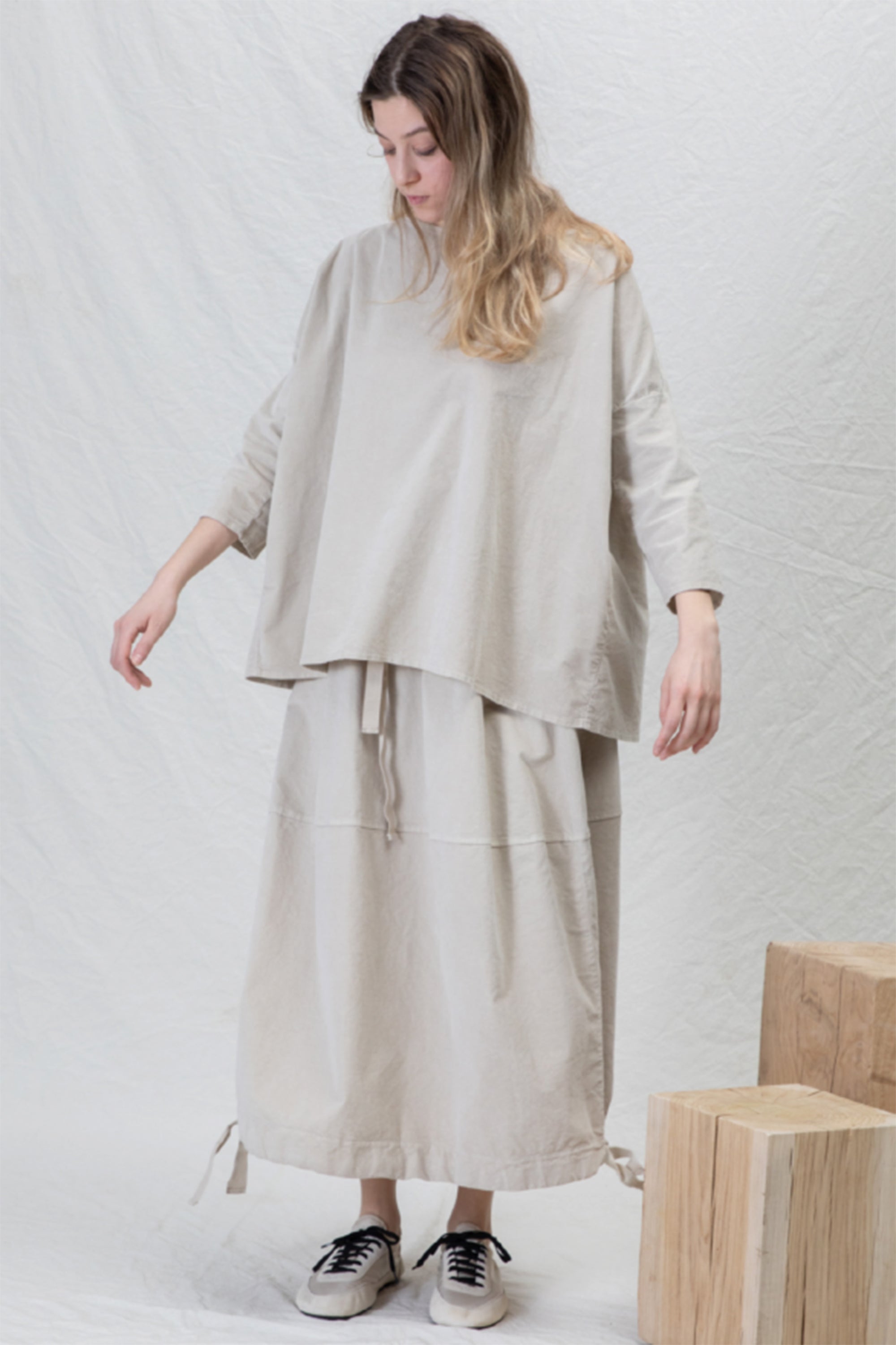 velvet balloon skirt oatmeal