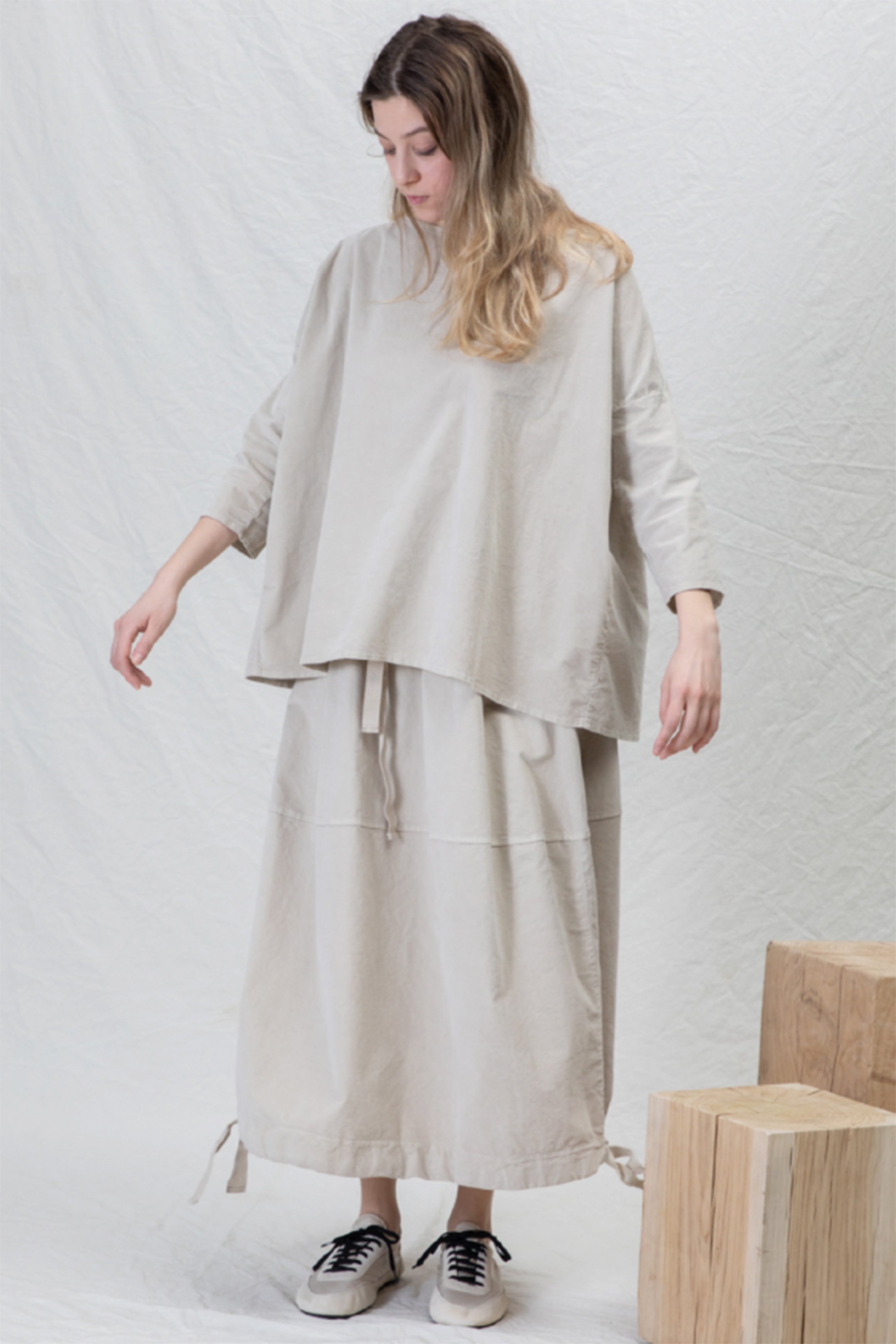 velvet balloon skirt oatmeal