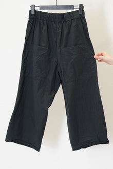 wide & short trousers tc black
