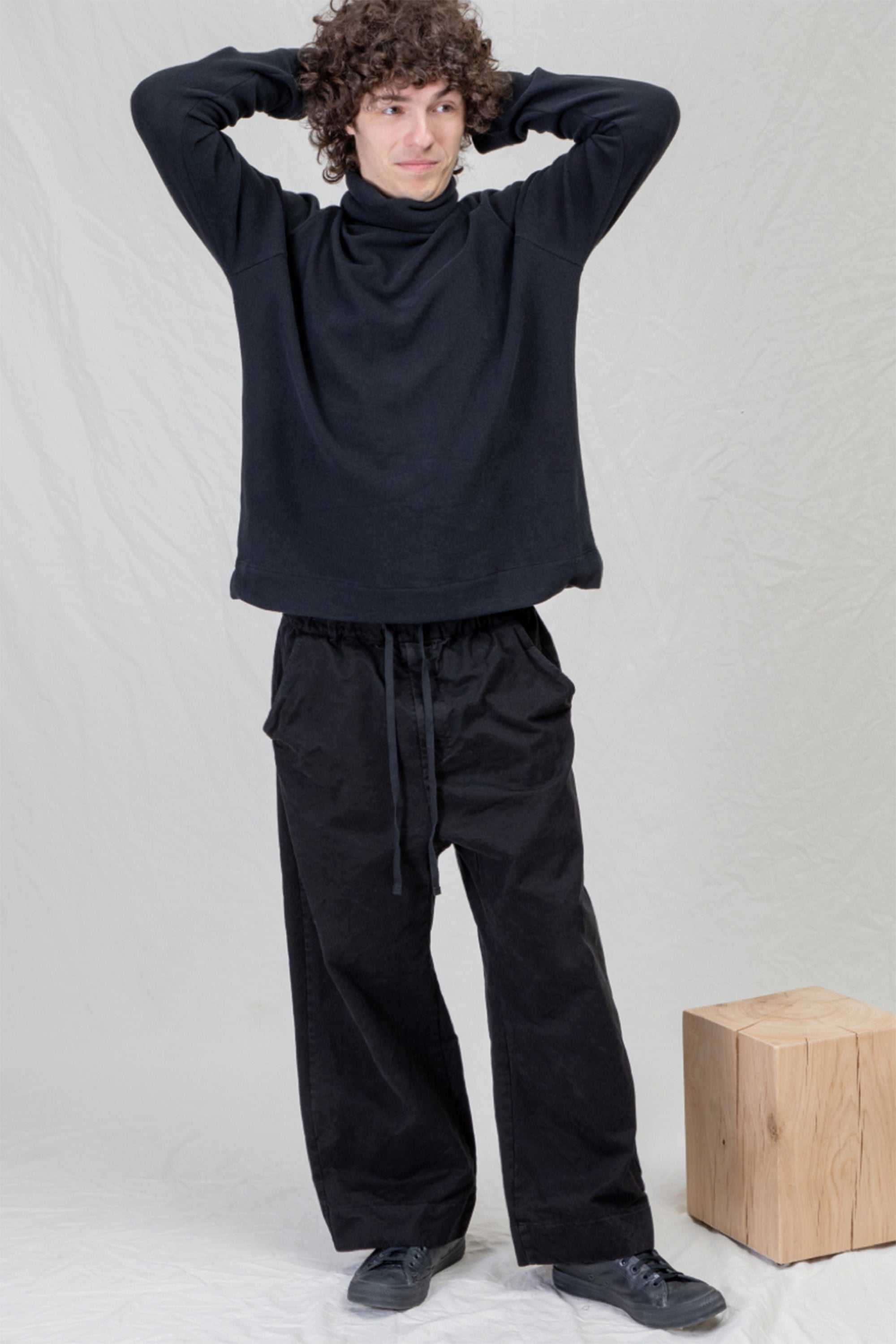 wide & long trousers wcc black