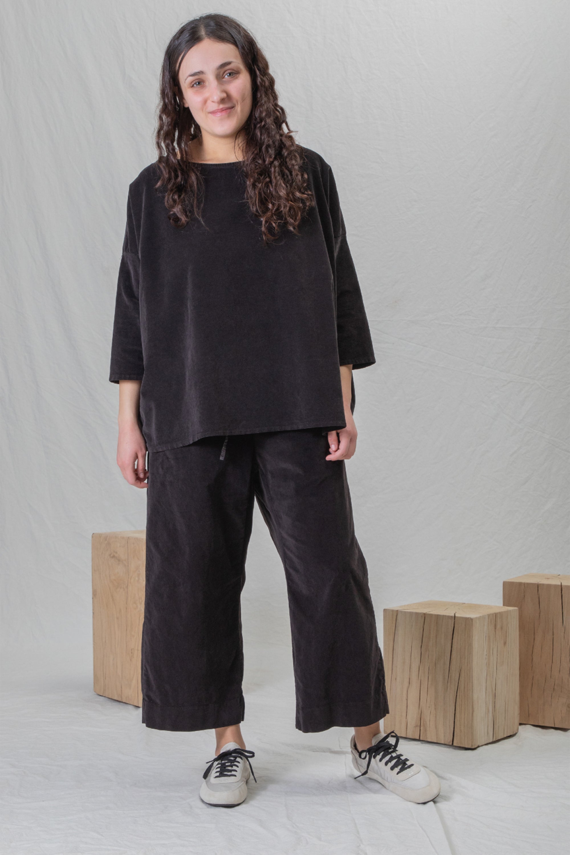 wide & short trousers v brown