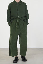 wide & short trousers v forest