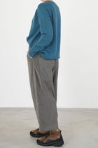 wide & short trousers v taupe