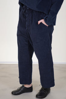 wide & short trousers velvet ink