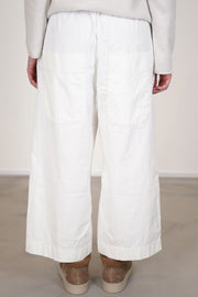 wide & short trousers velvet milk