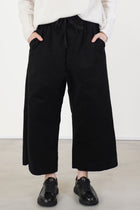 wide & short trousers wcc black