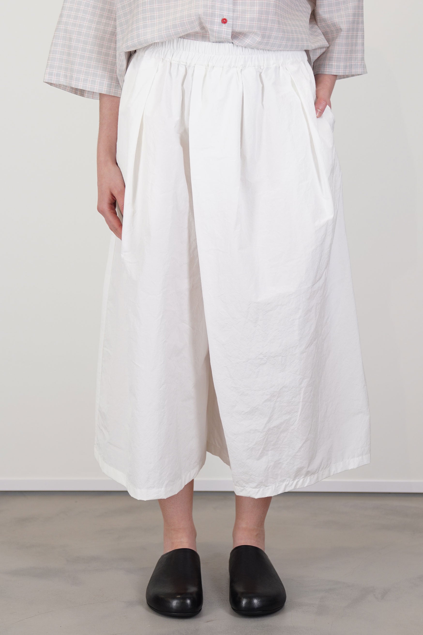 apuntob wide trousers meringue p2001/ts940 | carrousel the store
