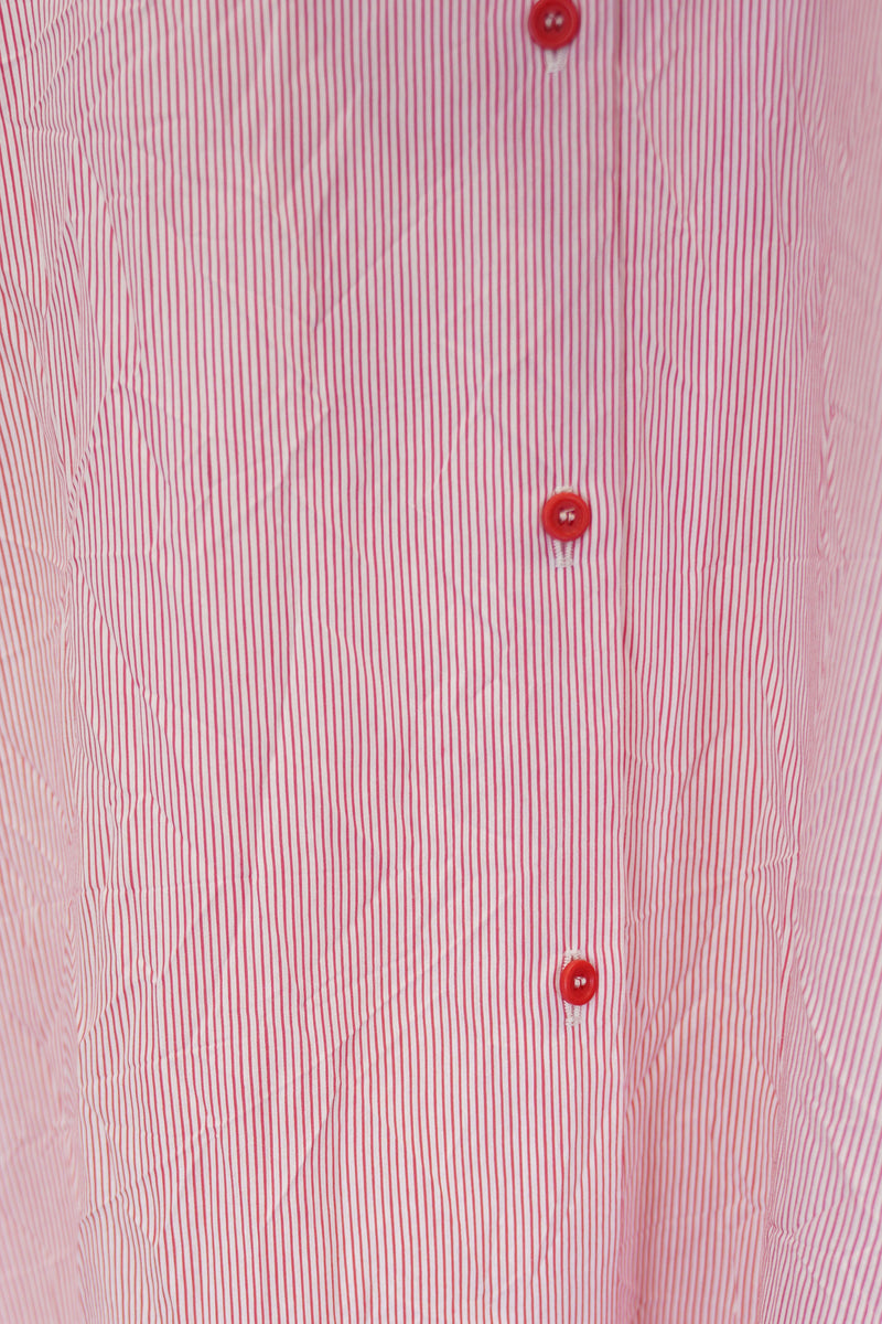 detail view of apuntob (a.b) dress thin stripes tomato red button front closure