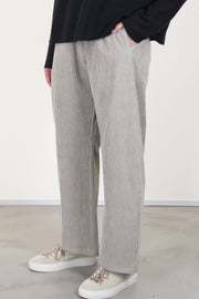 apuntob (a.b) trousers cord ecru crafted from soft corduroy cotton