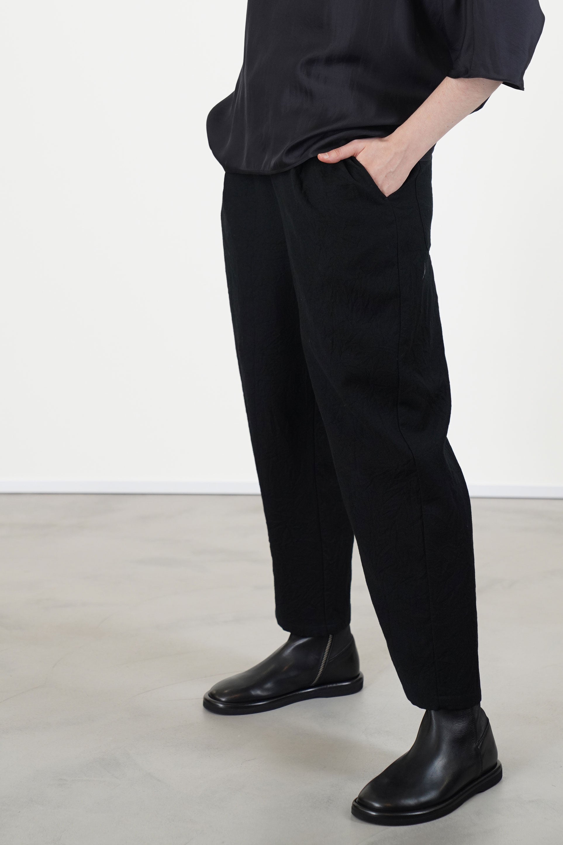 trousers crinkled virgin wool black p1002/ts990