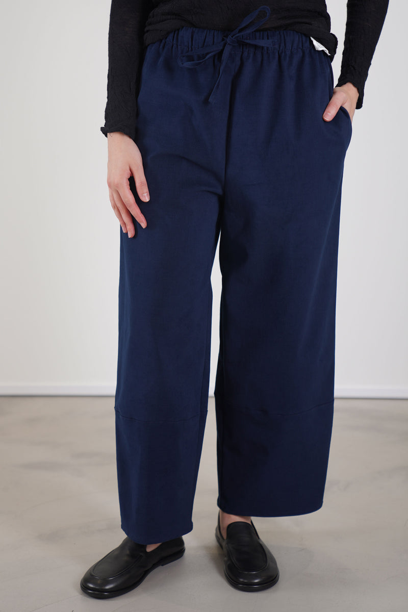 detail view of asciari trousers emy asciari blue featuring an elasticated and adjustable waistband