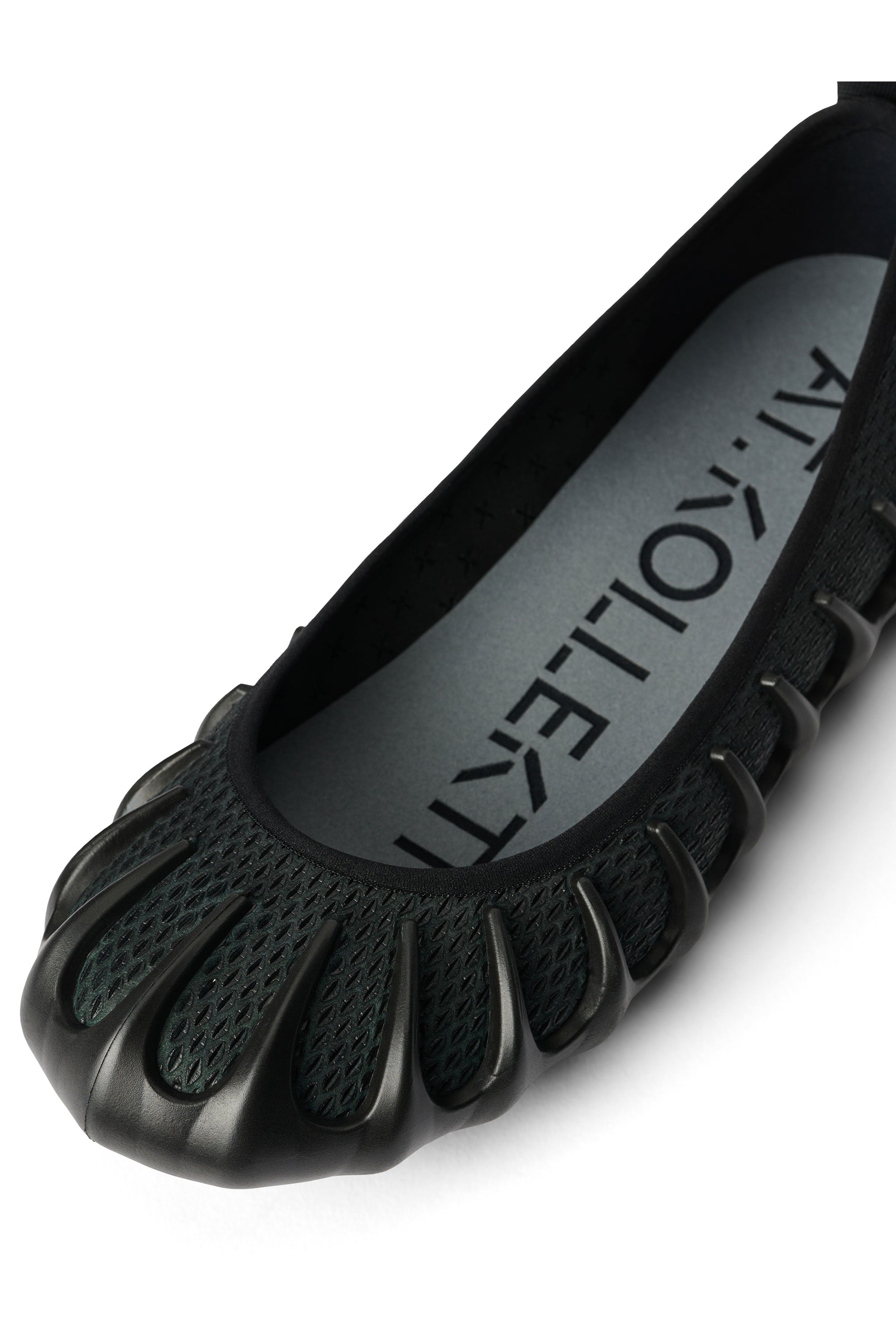 nina christensen x at.kollektive plasma ballerina black