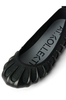nina christensen x at.kollektive plasma ballerina black