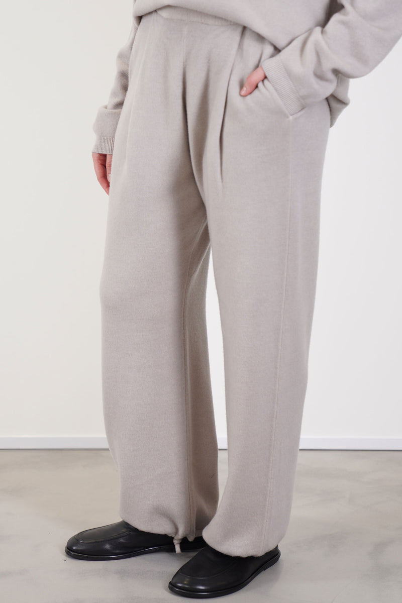 easy straight pants wool beige
