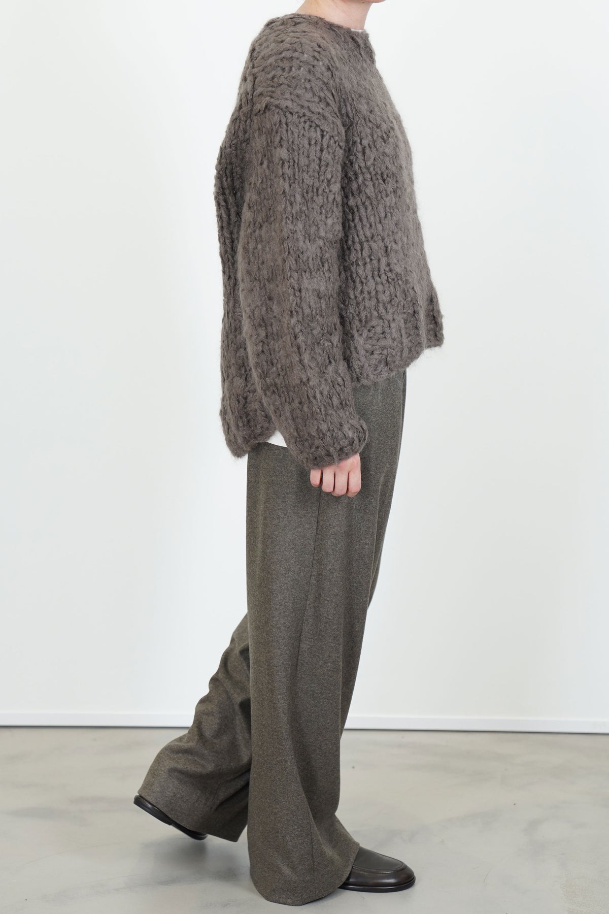 hand knit oversized pullover brown