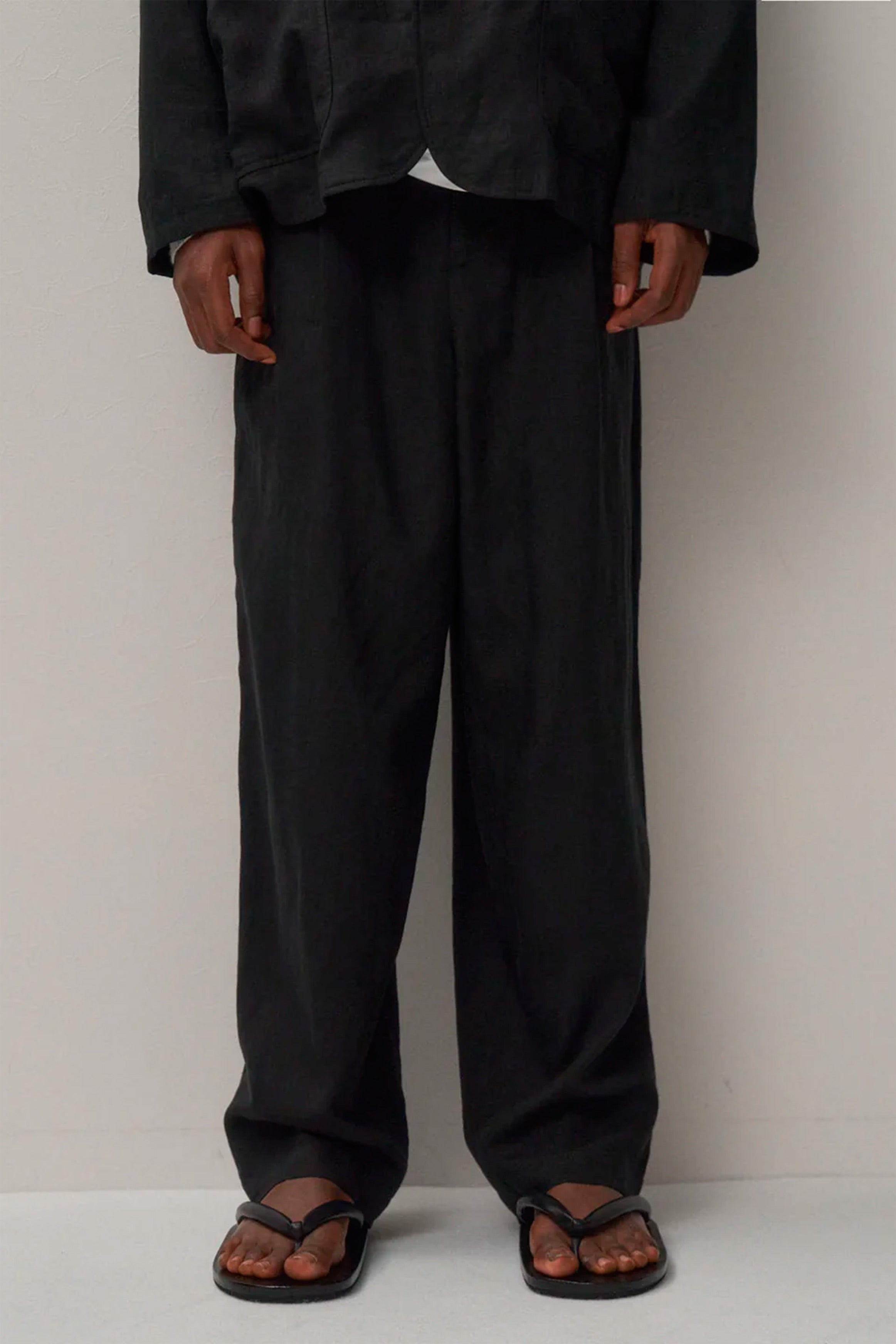 loose fit pants black