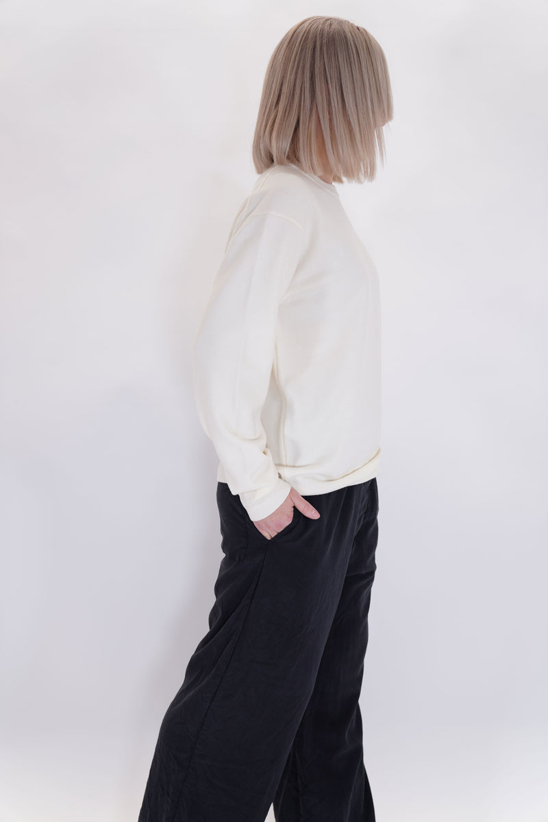 woolen sweater off-white