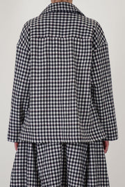 back view of bergfabel virgin wool uli jacket check relaxed fit and a-line cut