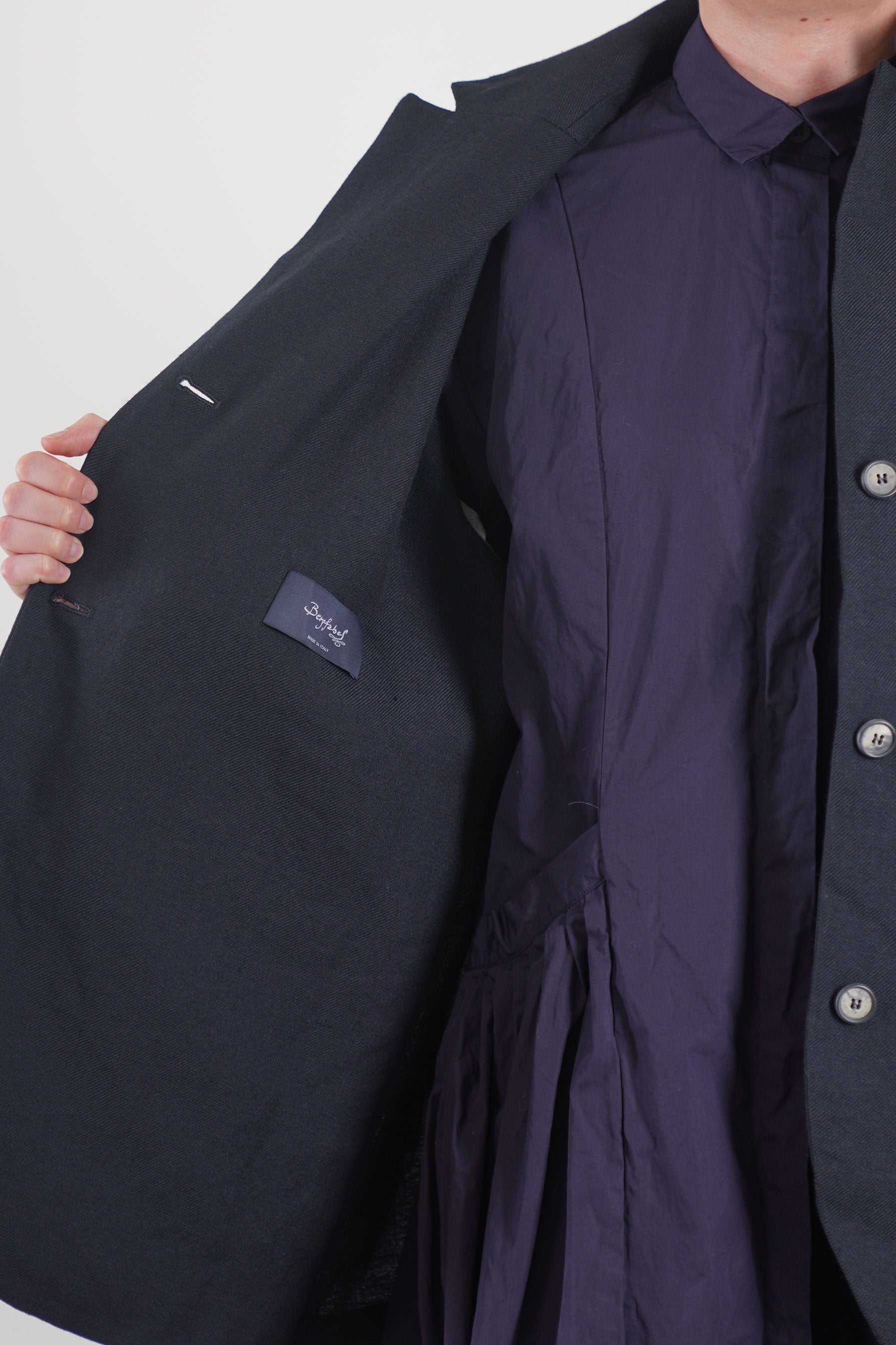 bergfabel wool linen bella jacket black navy | carrousel the store