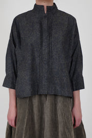 bergfabel claudia shirt dark flowers square boxy style shirt