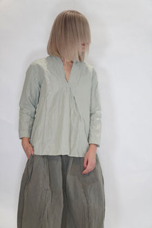 vera shirt sage cotton linen