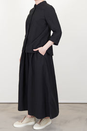 side view of bergfabel ada shirt black understated elegance